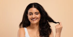 HOT OR COLD: NAVIGATING SEASONAL EXTREMES WITH CUTIS HOSPITAL’S EXPERT HAIR CARE