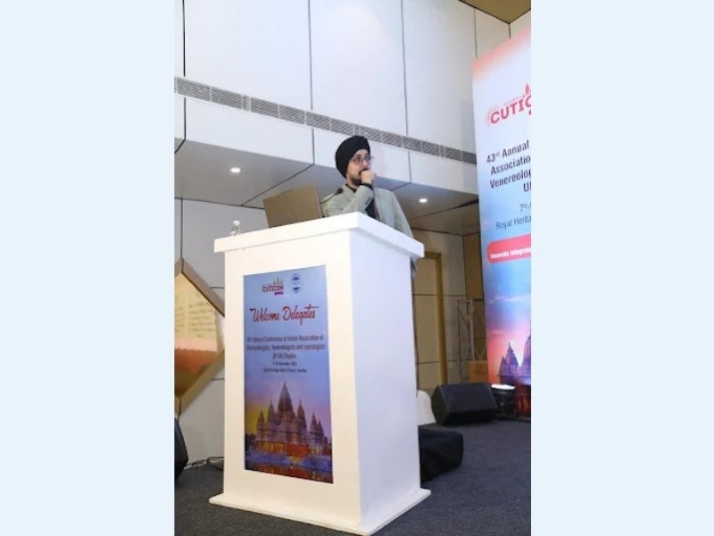 Dr Navjot Arora Dwarka: Top Dermatologist Expertise